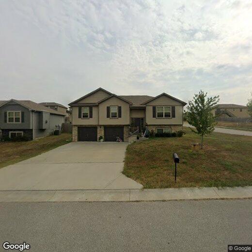 Primary Photo - 1403 NW Hilltop Ln