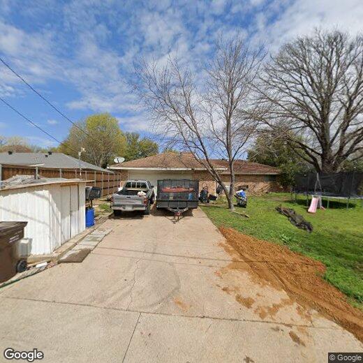 Foto principal - 2626 Brookview Dr