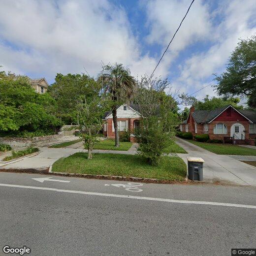 Primary Photo - 2327 Oak St