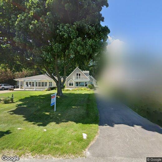 334 E Bay Blvd S, Traverse City, MI 49686