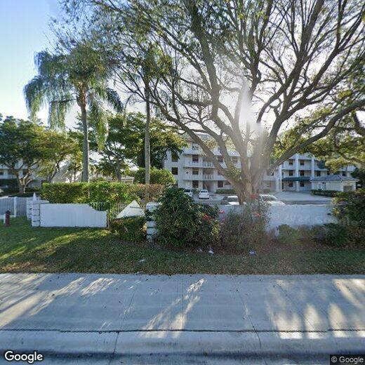 3500 Whitehall Dr Unit Secure spacious Condo, West Palm Beach, FL 33401