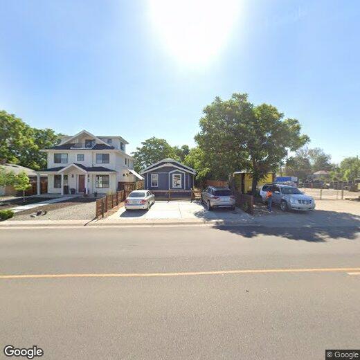 Primary Photo - 4026 Steele St