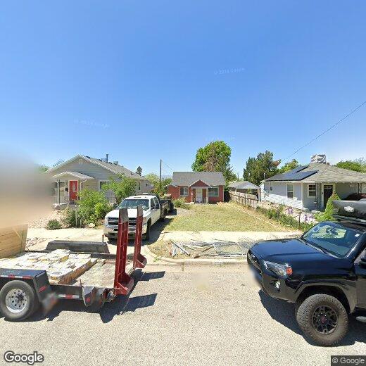 Foto principal - 2752 S McClelland St
