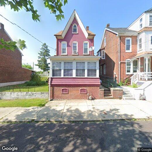 Foto principal - 547 Lincoln Ave