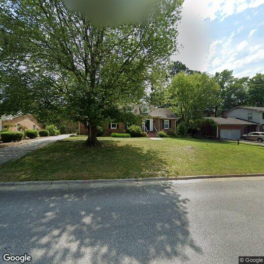 Primary Photo - 1004 Shalimar Dr