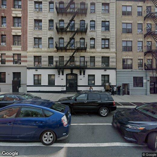 Foto principal - 656 St Nicholas Ave