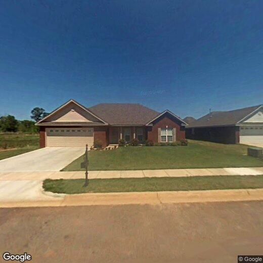 Primary Photo - 606 Ashton Oak Dr
