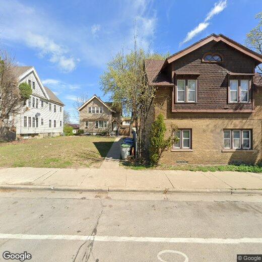 2100 W Lincoln Ave Unit 3, Milwaukee, WI 53215 Apartment for Rent in