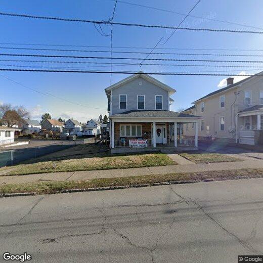 2027 Green Ridge St, Dunmore, PA 18512 Apartment for Rent in Dunmore