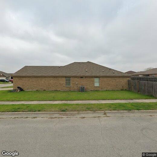 Foto principal - 9901 Diana Dr