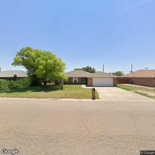 Primary Photo - 3 bed 2 bath home- Pets Okay!