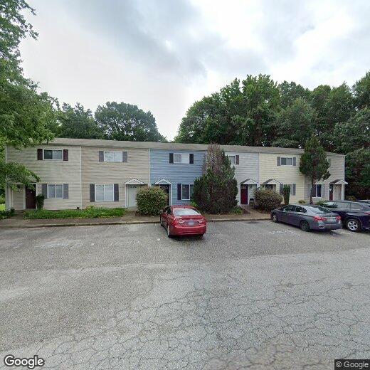 Foto principal - 3 bedroom 1.5 baths water included