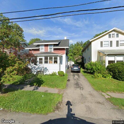 Foto principal - Remodeled Eastwood 3 bedroom