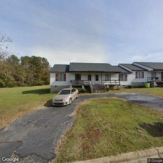 Primary Photo - 608 Hilltop Dr
