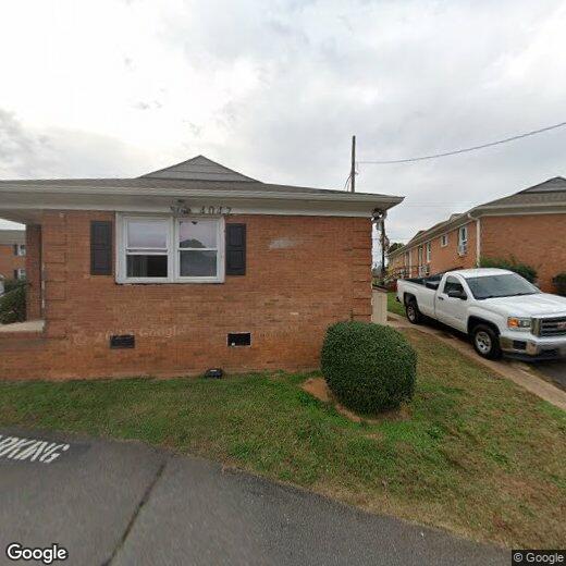 Primary Photo - 4020 Conway Ave