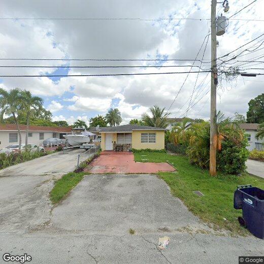 Foto principal - 7329 SW 22nd St
