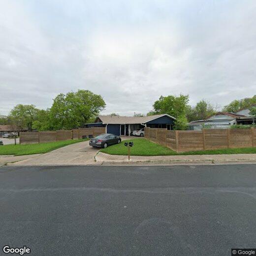 Primary Photo - 203 Northcrest Cir