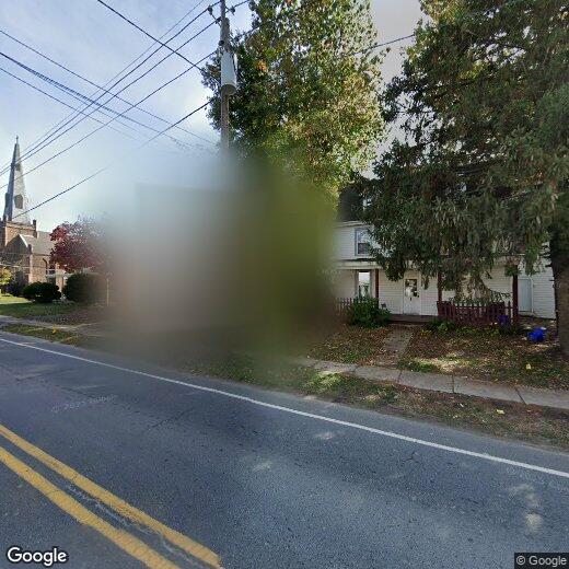Primary Photo - 212 Warren St