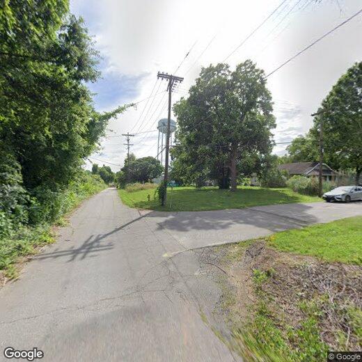 Primary Photo - 117 W Pinetree Dr