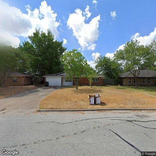 Primary Photo - 4310 Meadowbrook Dr
