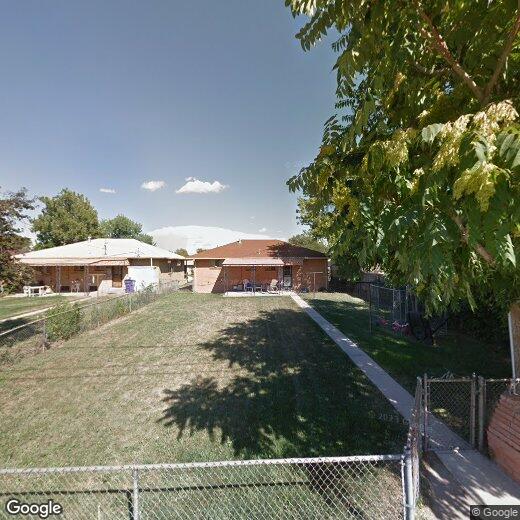 Primary Photo - 3525 Grape St
