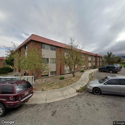 2403 Grandview Pl