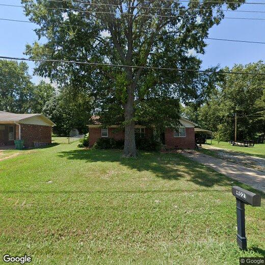 Foto principal - 4021 Creswell St