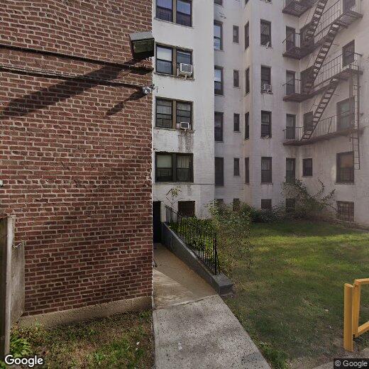 Foto principal - 165-20 Highland Ave