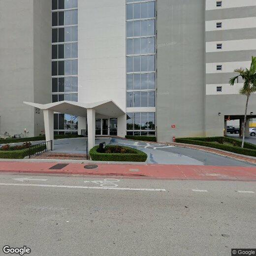 Primary Photo - 9273 Collins Ave