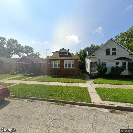 Primary Photo - 8416 S Euclid Ave