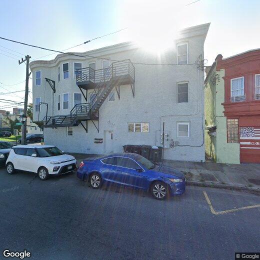 Primary Photo - 2400 Fairmount Ave