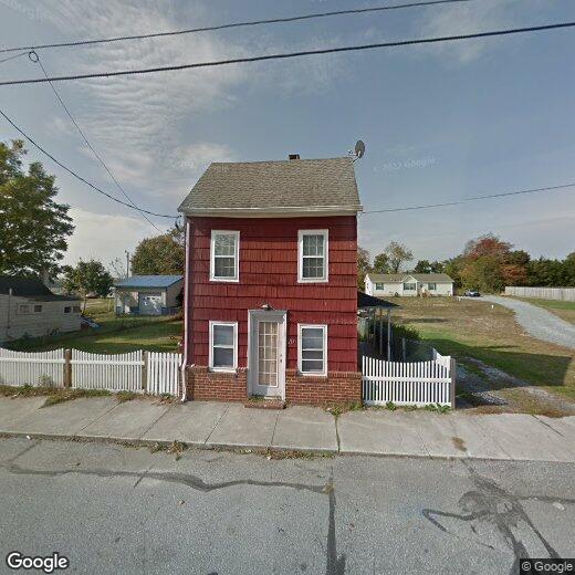 Primary Photo - 215 Market St
