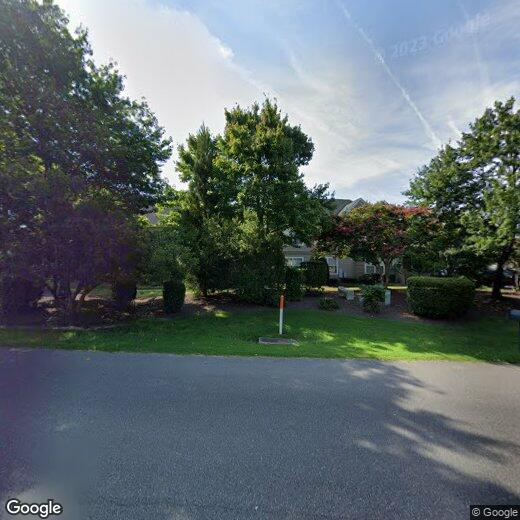 Primary Photo - 303 Queens Crescent