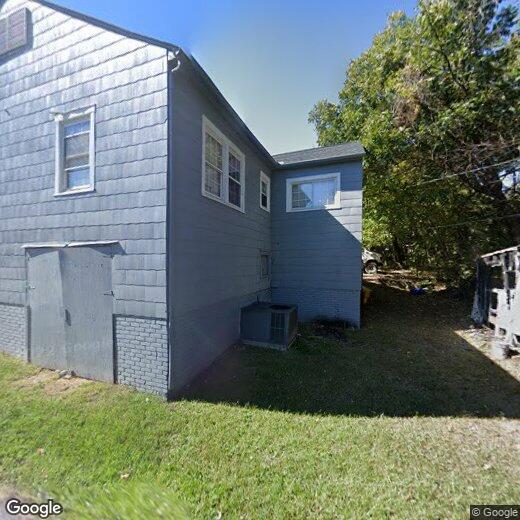 Primary Photo - 714 N Harrison St
