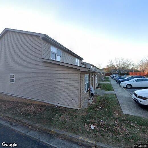 Primary Photo - 1100 Horsemans Ln