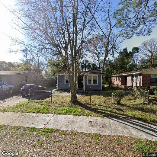 Foto principal - 1556 W 28th St
