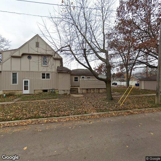 Primary Photo - 128 Richards St