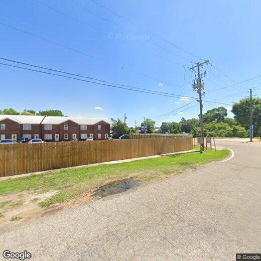 Primary Photo - 335 Dubose St