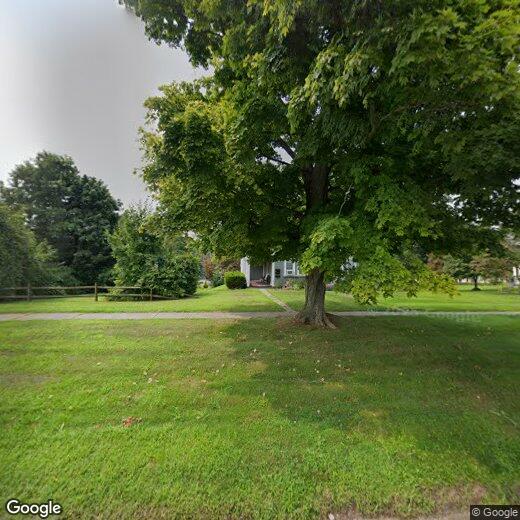 391 Main St, Cromwell, CT 06416 Room for Rent in Cromwell, CT