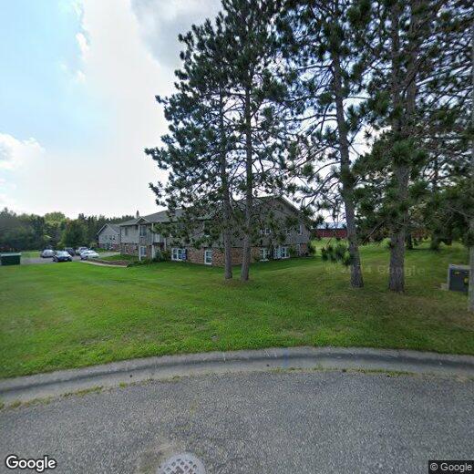 Foto principal - 710 Hillcrest St