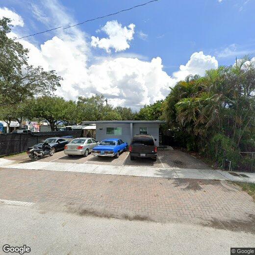 Foto principal - 6014 Rodman St