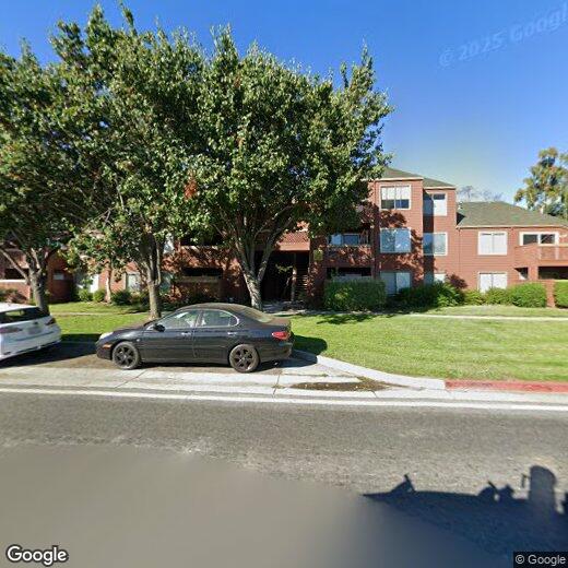 Primary Photo - 951 Catkin Ct