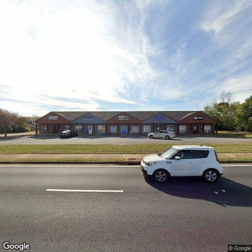 Primary Photo - 1217 S Houston Lake Rd
