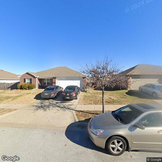 1384 S Splash Dr, Fayetteville, AR 72701 House Rental in Fayetteville