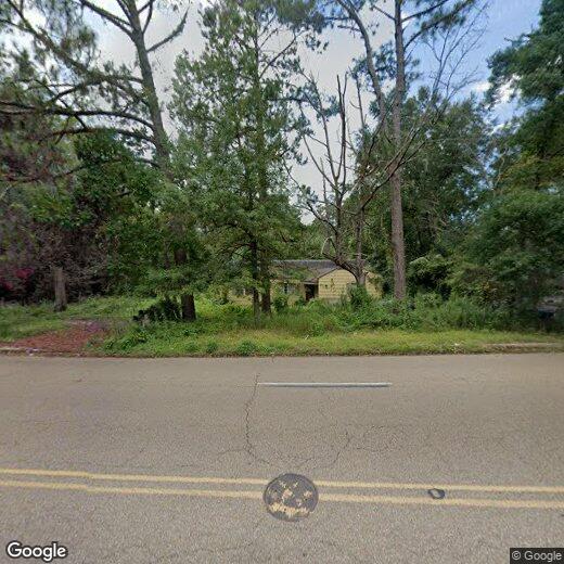 Foto principal - 2317 Belvedere Dr