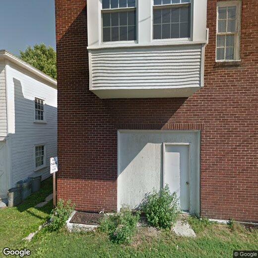 Primary Photo - 231 Walnut St