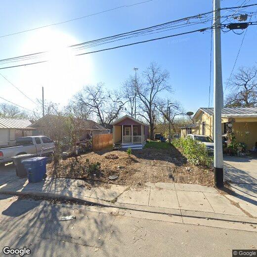 Primary Photo - 206 E Lubbock St