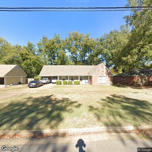 5830 Knight Arnold Rd, Memphis, TN 38115