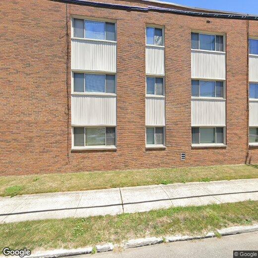 Primary Photo - 18051 Lakeshore Blvd
