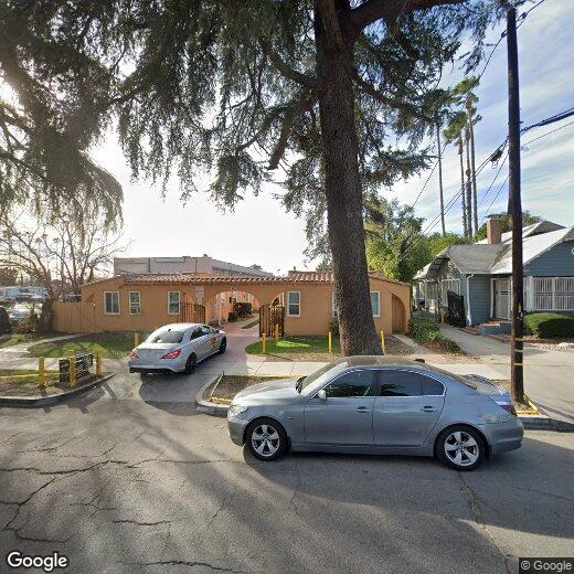 Primary Photo - 2142 N Arrowhead Ave